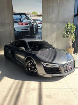 AUDI R8 5.2 FSI COUPE PLUS QUATTRO V10 40V GASOLINA 2P S TRONIC AUDI R8 5.2 FSI COUPE PLUS QUATTRO V10 40V GASOLINA 2P S TRONIC